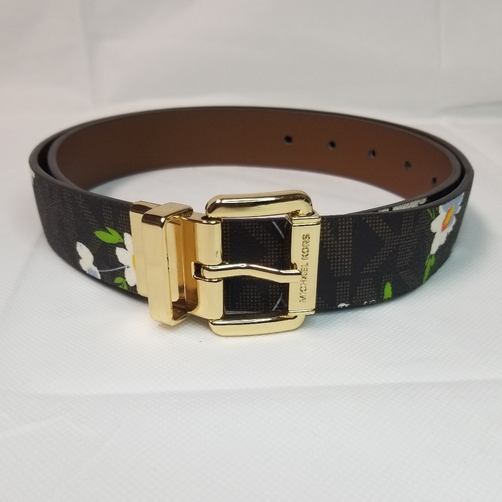 Michael Kors Women’s Twist Reversible Belt MK Logo Flower/Brown, Size  Medium